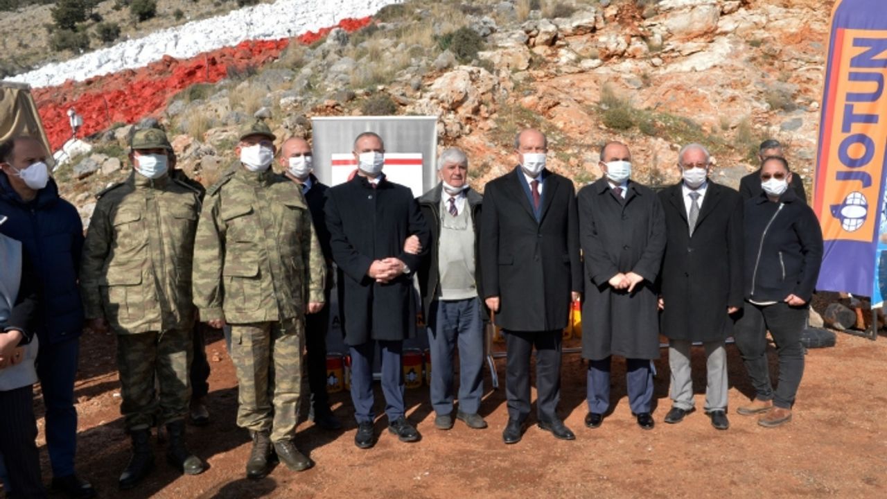 Tatar, bayrağının yeniden boyanması çalışmalarını yerinde inceledi