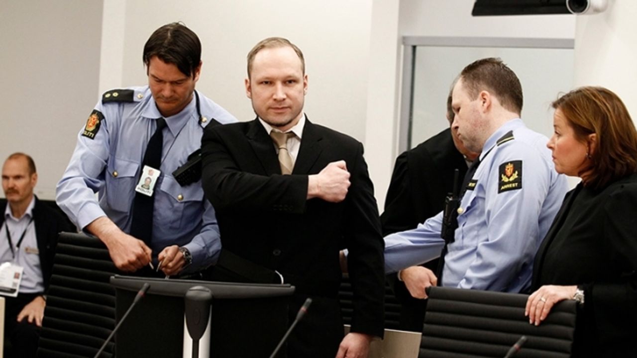 Norveçli seri katil Breivik, Norveç hükûmetine tekrar dava açtı