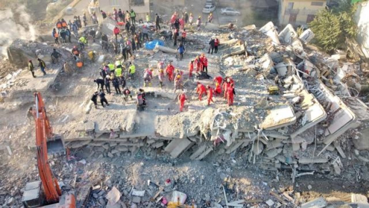 Depremzedeler için Suudi Arabistan'da düzenlenen kampanyada yardımlar 26 milyon doları aştı
