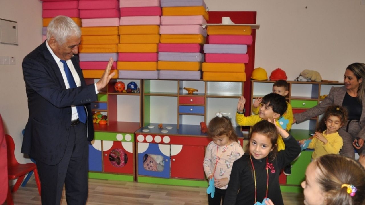 Belediyeler Birliği, tüm çocukların sonsuz sevgi ve barış içinde yaşayacakları bir dünya temenni etti