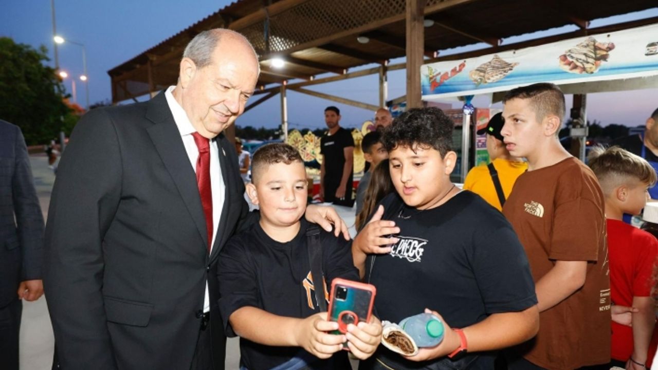 Cumhurbaşkanı Tatar, Beyarmudu Belediyesi 1.Çocuk Festivali’ne katıldı