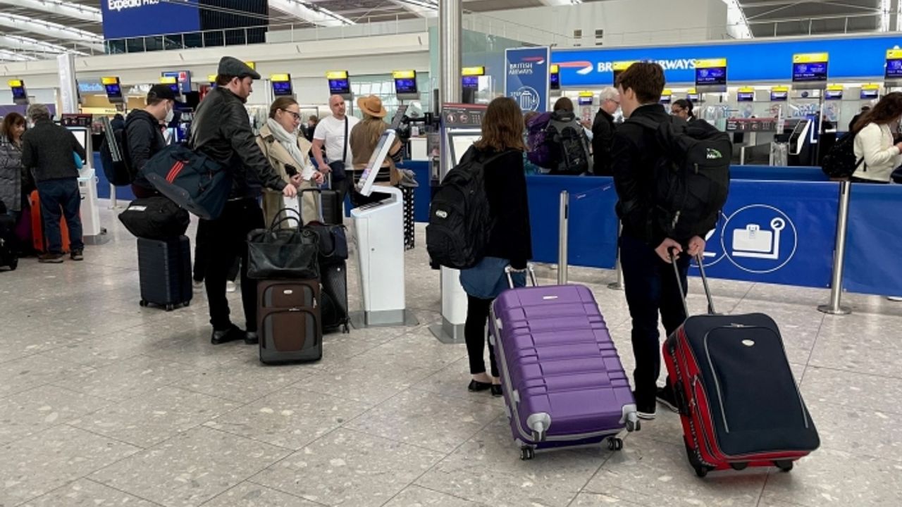 Heathrow Havalimanı'ndaki güvenlik görevlilerinden 31 günlük grev kararı