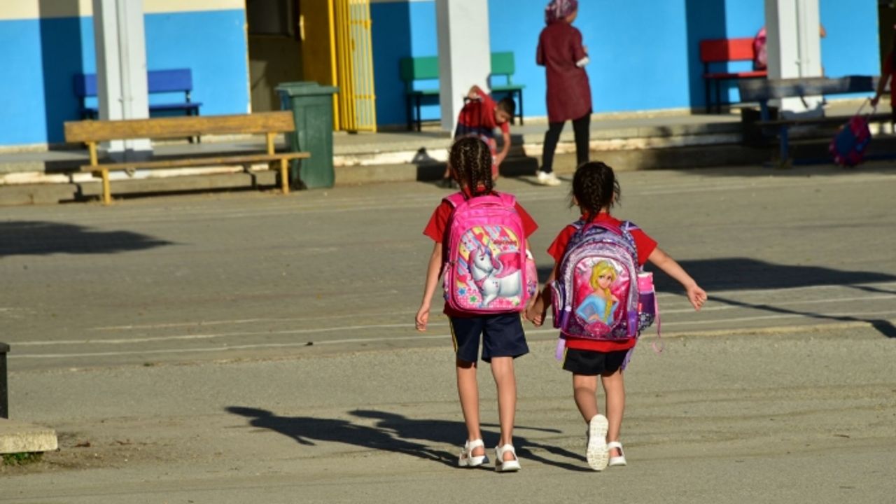 Orta dereceli okullarda Akademik Çalışma Takvimi’nde düzenlemeye gidildi