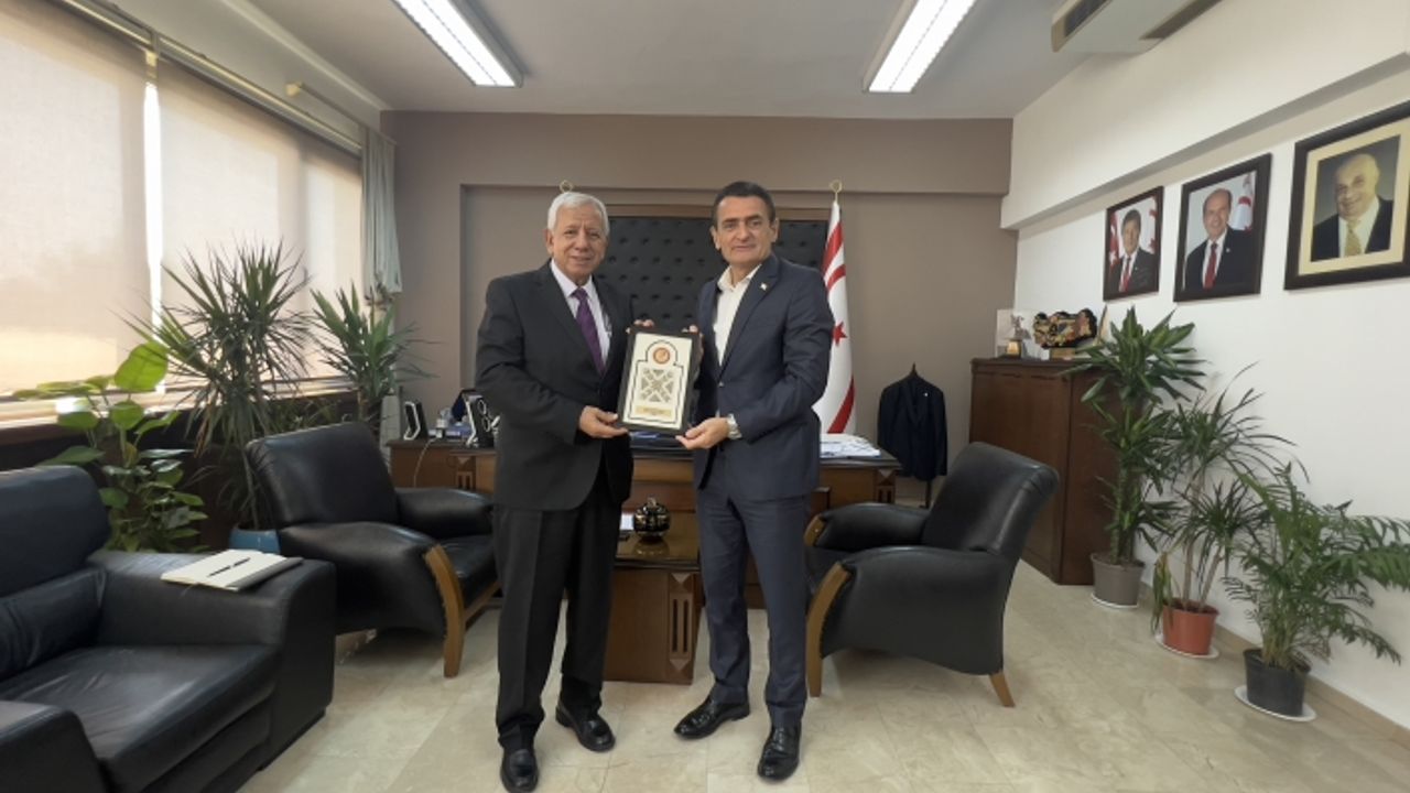 İçişleri Bakanı Oğuz, Rauf Denktaş Üniversitesi yetkililerini kabul etti