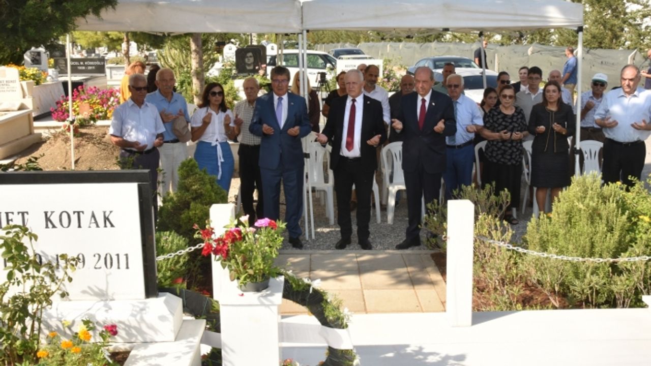 Eski bakan İsmet Kotak ölümünün 12. yıl dönümünde anıldı