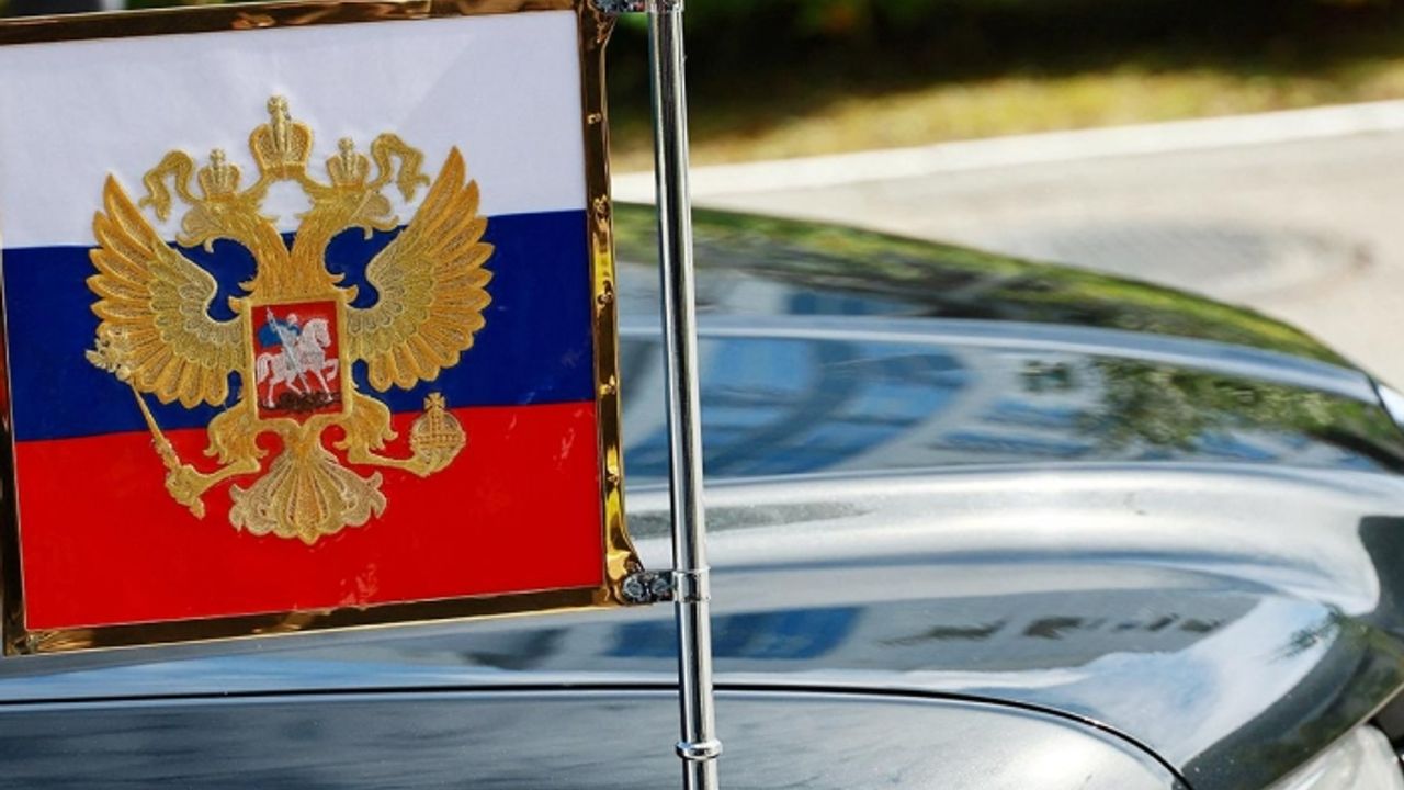 Estonya, Letonya ve Litvanya Rusya plakalı araçların ülkeye girişini yasakladı