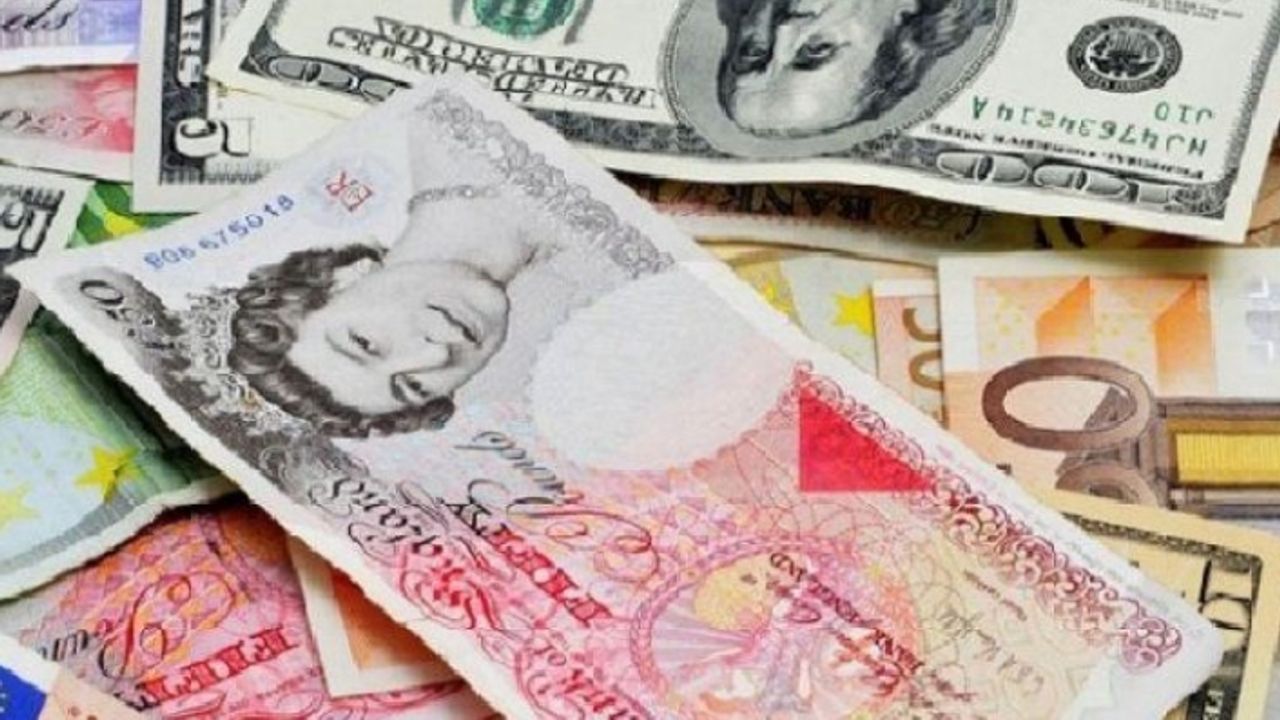 Euro 29,05, sterlin 33,80, dolar 27,05 liradan işlem görüyor