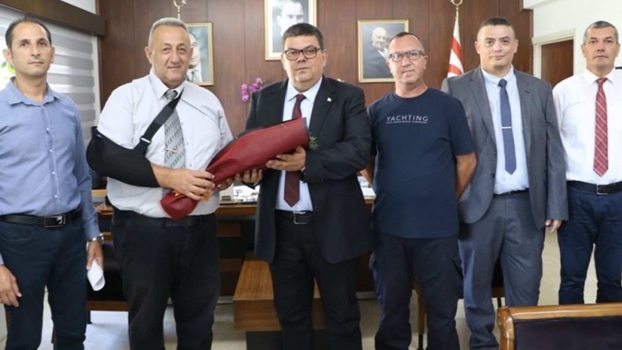Maliye Bakanı Berova Kıbrıs Türk Polis Mensupları Derneği'ni kabul etti
