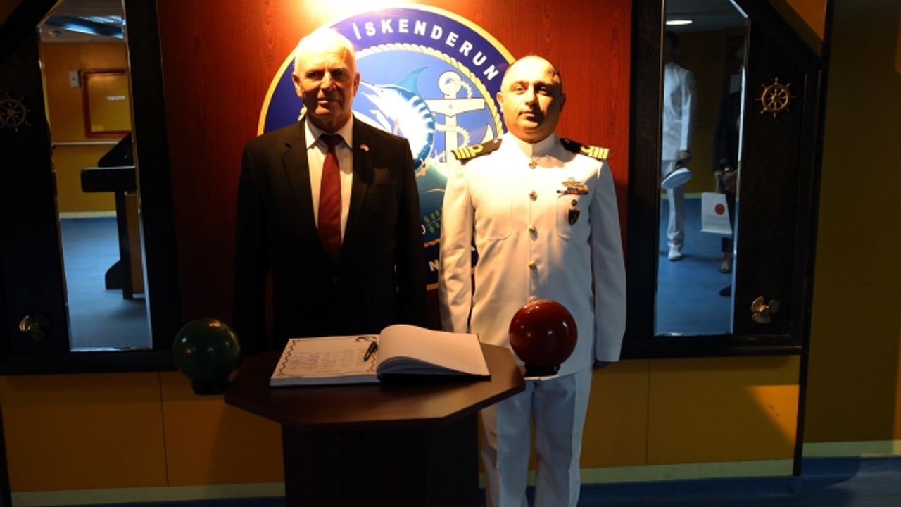 Meclis Başkanı Töre, TCG İskenderun Gemisi’ni ziyaret etti