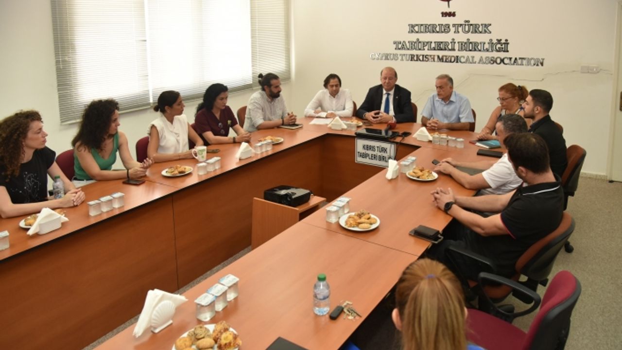 Sağlık Bakanı Dinçyürek Tabipler Birliği’ni ziyaret etti