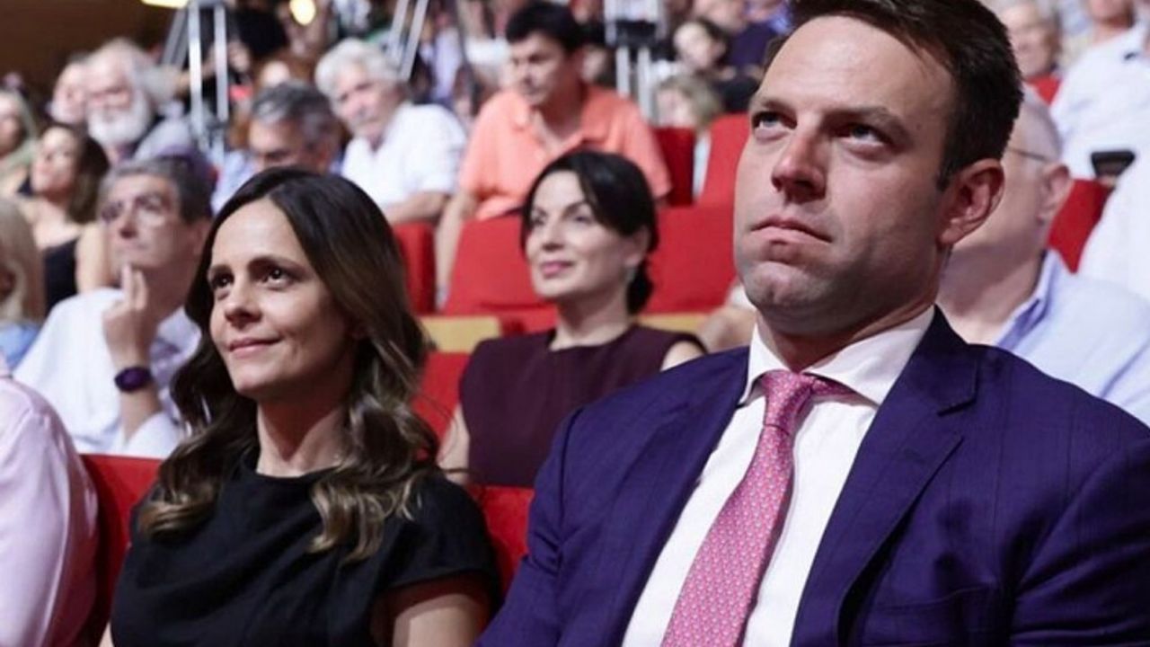 Yunanistan ana muhalefet partisi SYRIZA'nın lideri, pazar günkü ikinci turda belirlenecek