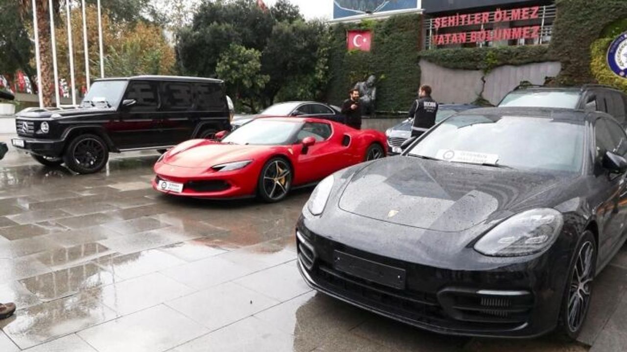 Polat çiftine ait 14 araç emniyete götürüldü