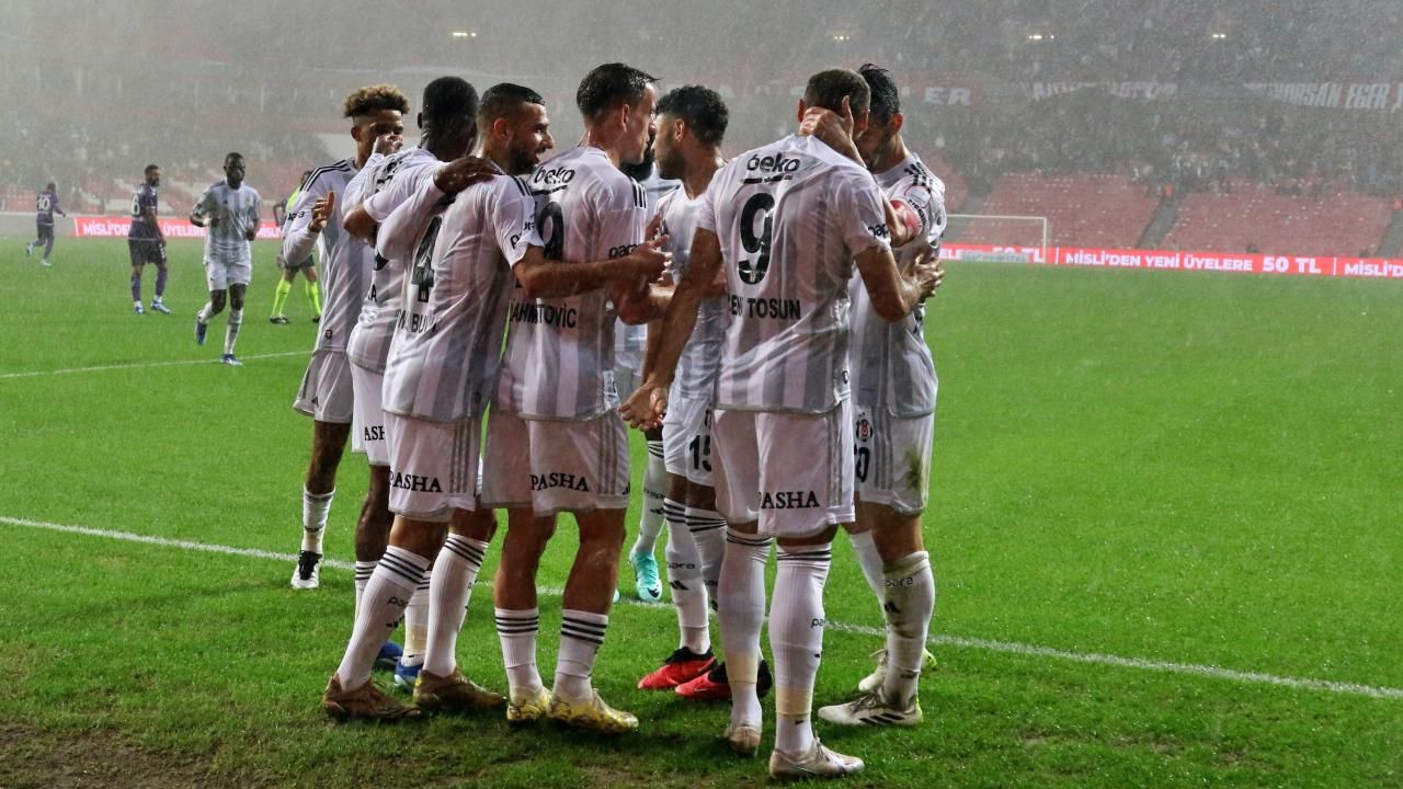 Beşiktaş Samsun deplasmanından 3 puanla dönüyor