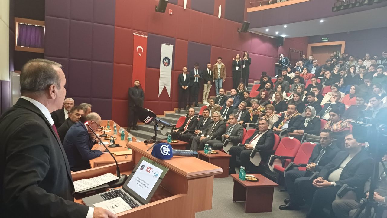 Ataoğlu "Türkiye Cumhuriyeti’nin 100. Yılında Türk Dünyası Paneli ”ne katıldı