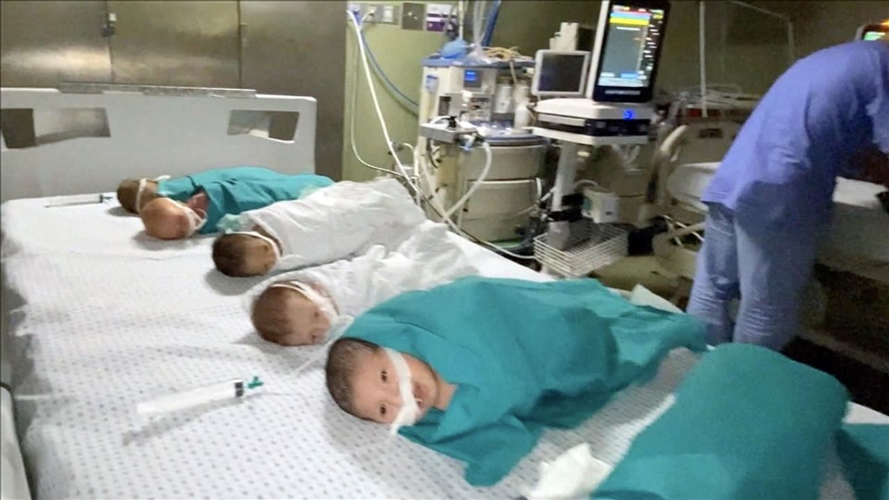 Save The Children: "Gazze'de yıl sonuna kadar doğması öngörülen 15 bin bebek ciddi risk altında"