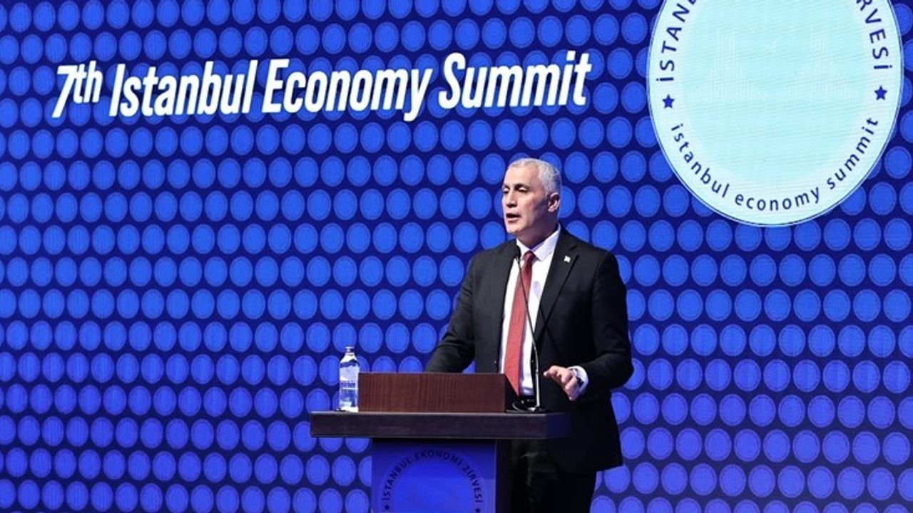 Amcaoğlu, İstanbul Ekonomi Zirvesi'nde konuştu