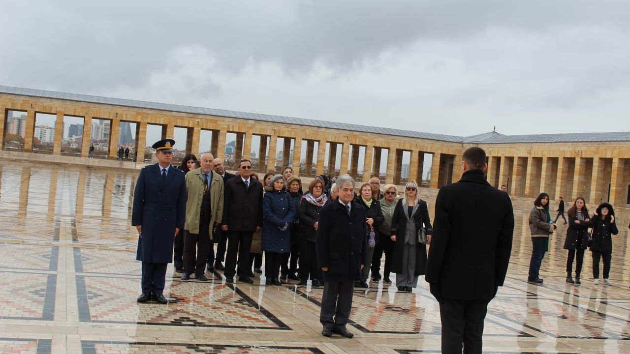 Kıbrıs Türk Kültür Derneği, Anıtkabir’i ziyaret etti