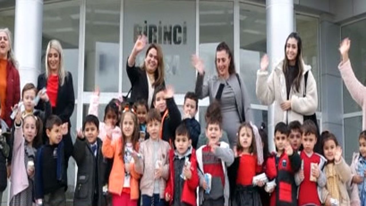 Kıbrıs Genç TV bugün cıvıl cıvıldı