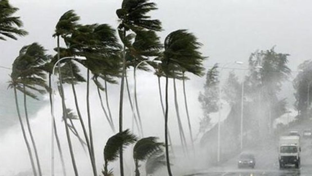 Meteoroloji “etkili yağış ve fırtına uyarısı” yaptı
