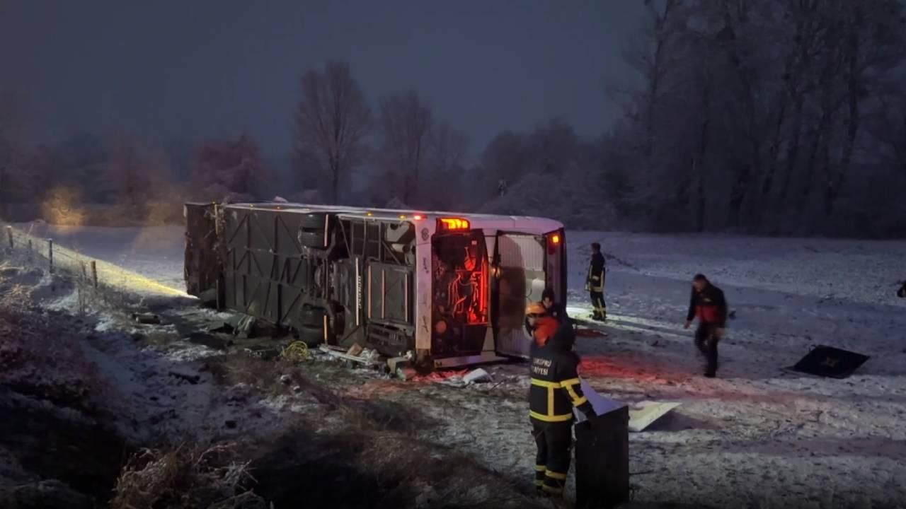 Kastamonu'da yolcu otobüsü devrildi: 6 kişi hayatını kaybetti