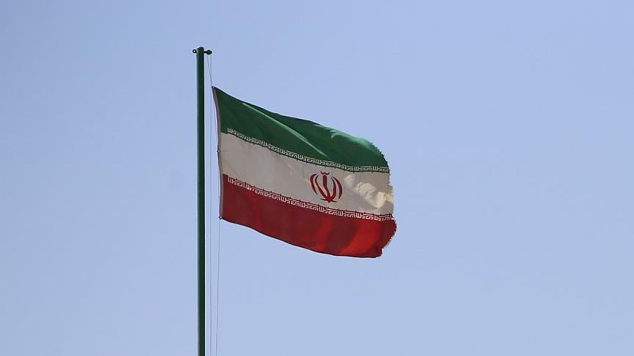 İran'da Mossad adına casusluk yaptığı iddia edilen 4 kişi idam edildi