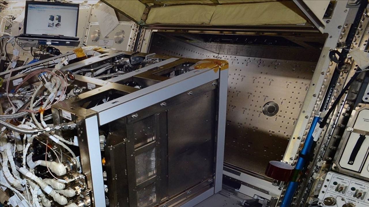 Astronot Gezeravcı'nın uzaydaki 10. deneyi "UYNA" yeni nesil alaşımlara kapı açacak