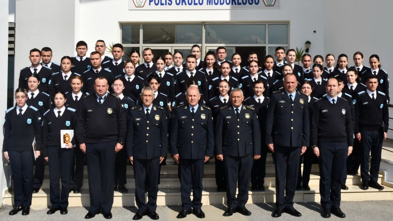 Polis Genel Müdürlüğü: “45 sivil hizmet görevlisi temel eğitimlerini tamamladı”
