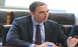 Rum İçişleri Bakanı ara bölgede dikenli tel konusunu “kapattı”