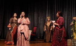 “Shakespeare’in Şen Kadınları” oyununun Lefkoşa’daki son temsili yarın yapılacak