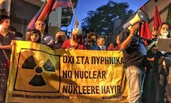AKEL nükleer karşıtı eyleme katıldı