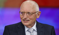 Verheugen: “Kıbrıs sorunu Klerides’le çözülebilirdi”