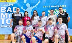 Badmintoncularımız Rize’de mücadele ediyor