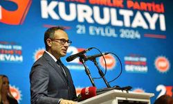 UBP Kurultayında Yeni Azerbaycan Partisi Dış İlişkiler Başkanı ve AKP Genel Başkan Vekili konuştu