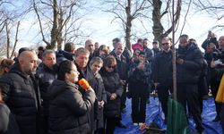 Başbakan Üstel Londra’da Şampiyon Melekler anısında düzenlenen ağaç dikme etkinliğine katıldı