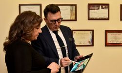 Akbilen: “Güneş ışınları benlerin kansere dönüşüm riskini artırıyor”