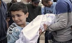 İsrail'in Gazze'ye son 24 saatte düzenlediği saldırılarda 144 Filistinli hayatını kaybetti