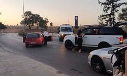 Yol ortasına park ederek ambulans geçişini engelleyen sürücülere para cezası