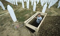 Srebrenitsa Soykırımı'nın 7 kurbanı bugün toprağa verilecek