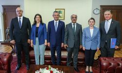 CHP Genel Başkanı Özel, DEM Parti heyetini kabul etti