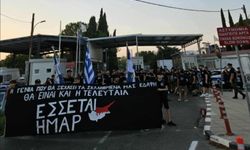 Metehan'daki Rum öğrencilerin eylemine polis müdahalesi