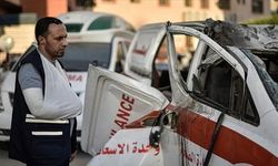 İsrail, Gazze'de Han Yunus kentindeki Filistin Kızılay'ı karargahını bombaladı
