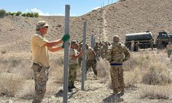 Kırgızistan, Tacikistan sınırına tel örgü çekme çalışmalarına başladı