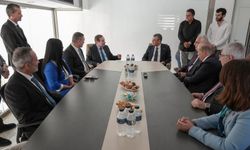 CHP Genel Başkanı Özel, TAM Parti’yi ziyaret etti