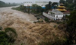Güneydoğu Asya'da şiddetli yağışın yol açtığı afetler 1200'e yakın can aldı