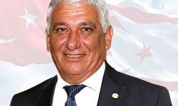 Özçınar'dan Milli Mücadele ve Şehitler Haftası mesajı: "Bize düşen özgürlüğü korumak, yaşatmak ve gururla yarınlara taş