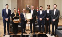 Cumhurbaşkanı Erhürman, Kıbrıslı Türk Genç Profesyoneller Birliği yönetimini kabul etti