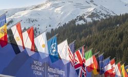 Petrolde gözler Davos'ta