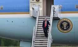 Trump'ın uçağı Davos’a giderken geri döndü