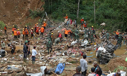 Endonezya'da toprak kayması: 25 ölü