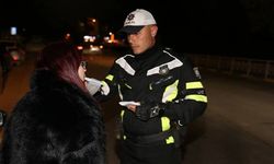 2 bin 506 araç sürücüsü kontrol edildi: 81 araç trafikten men, 2 sürücü tutuklandı